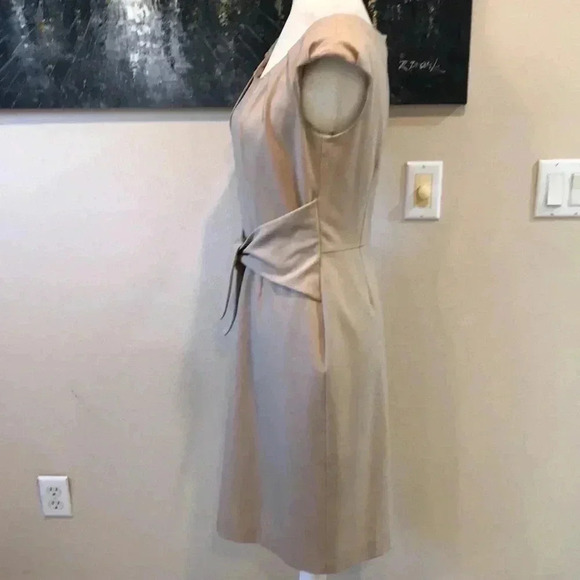 Tahari ASL Classic Tan Cap Sleeve Sheath Dress with Tie Front-Size 4 - Picture 3 of 7